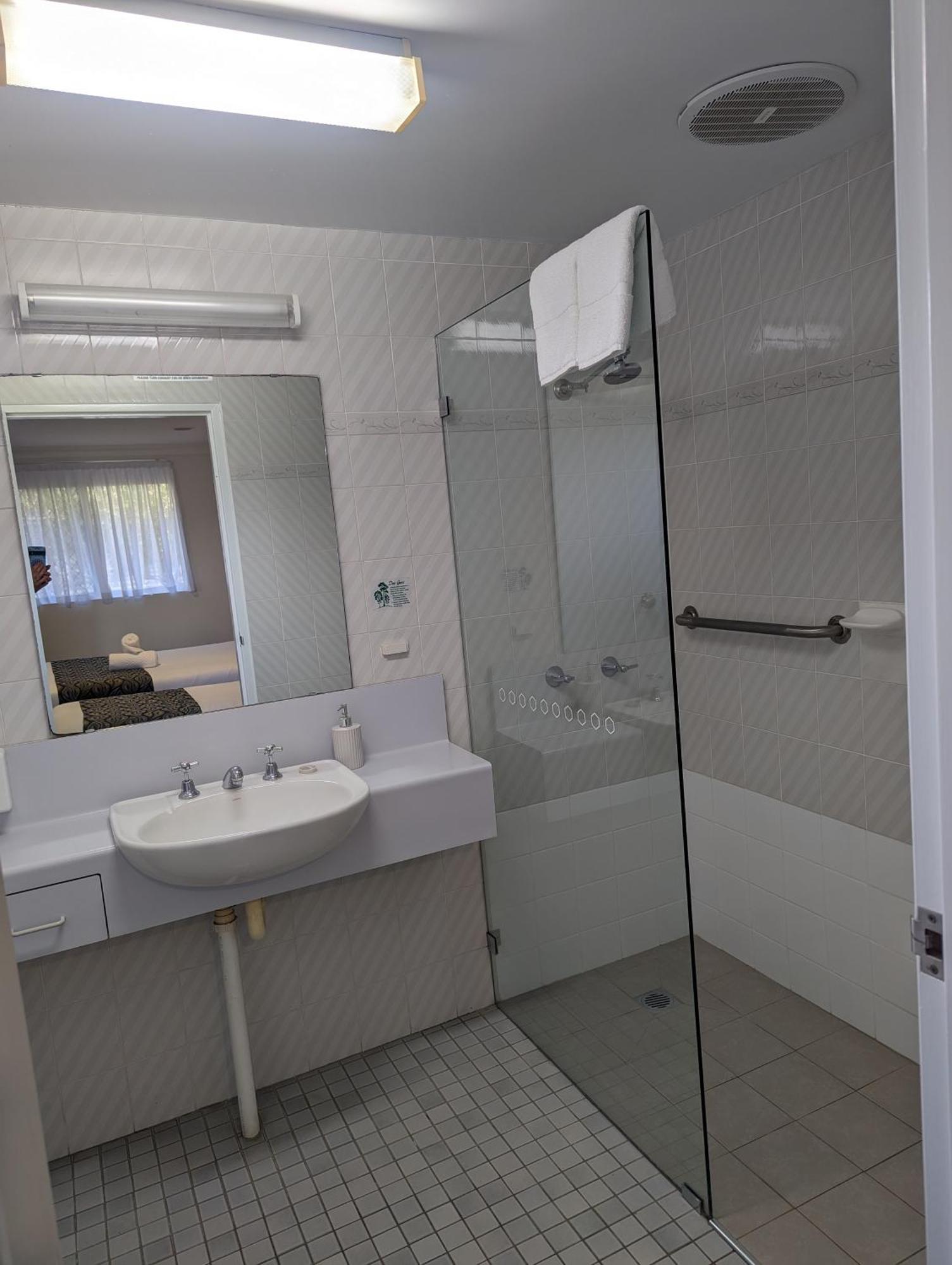 Haven Waters Motel & Apartments Норт-Хейвен Экстерьер фото